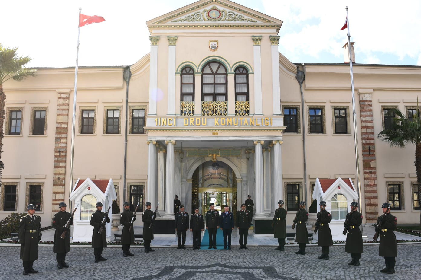 Orgeneral Gürak, Ege Ordusu Komutanlığında incelemelerde bulundu