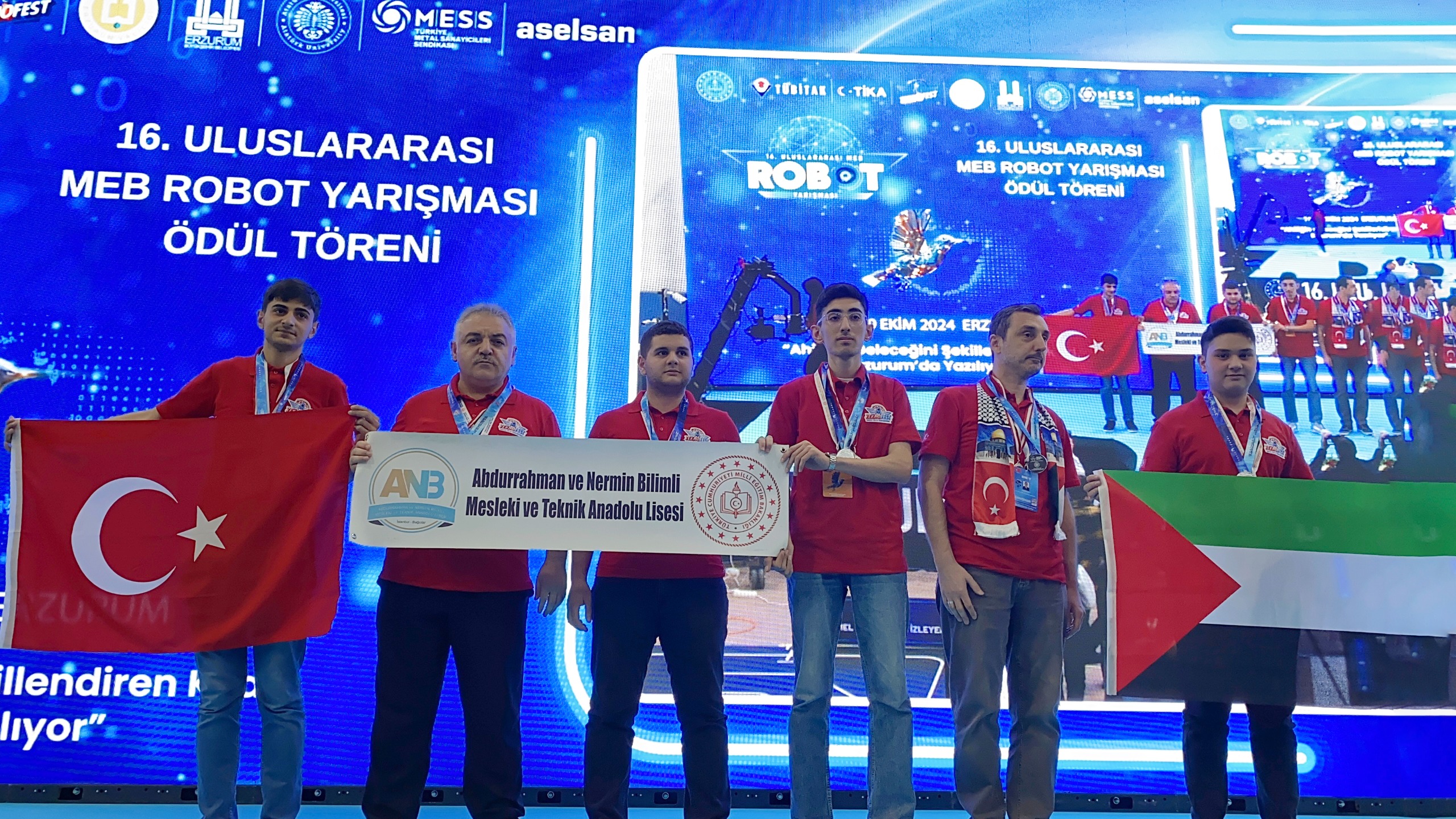 Bağcılarlı öğrencilerden MEB Robot Yarışması’nda büyük başarı