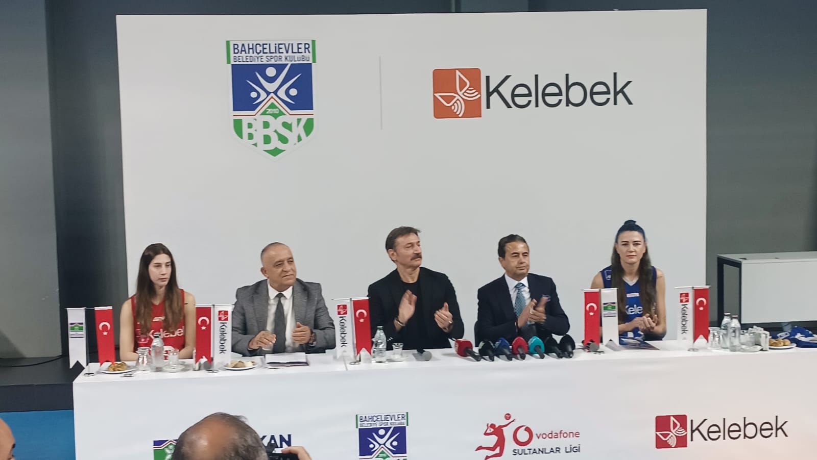 Kelebek Mobilya’dan Bahçelievler Belediye Spor Kulübü’ne destek