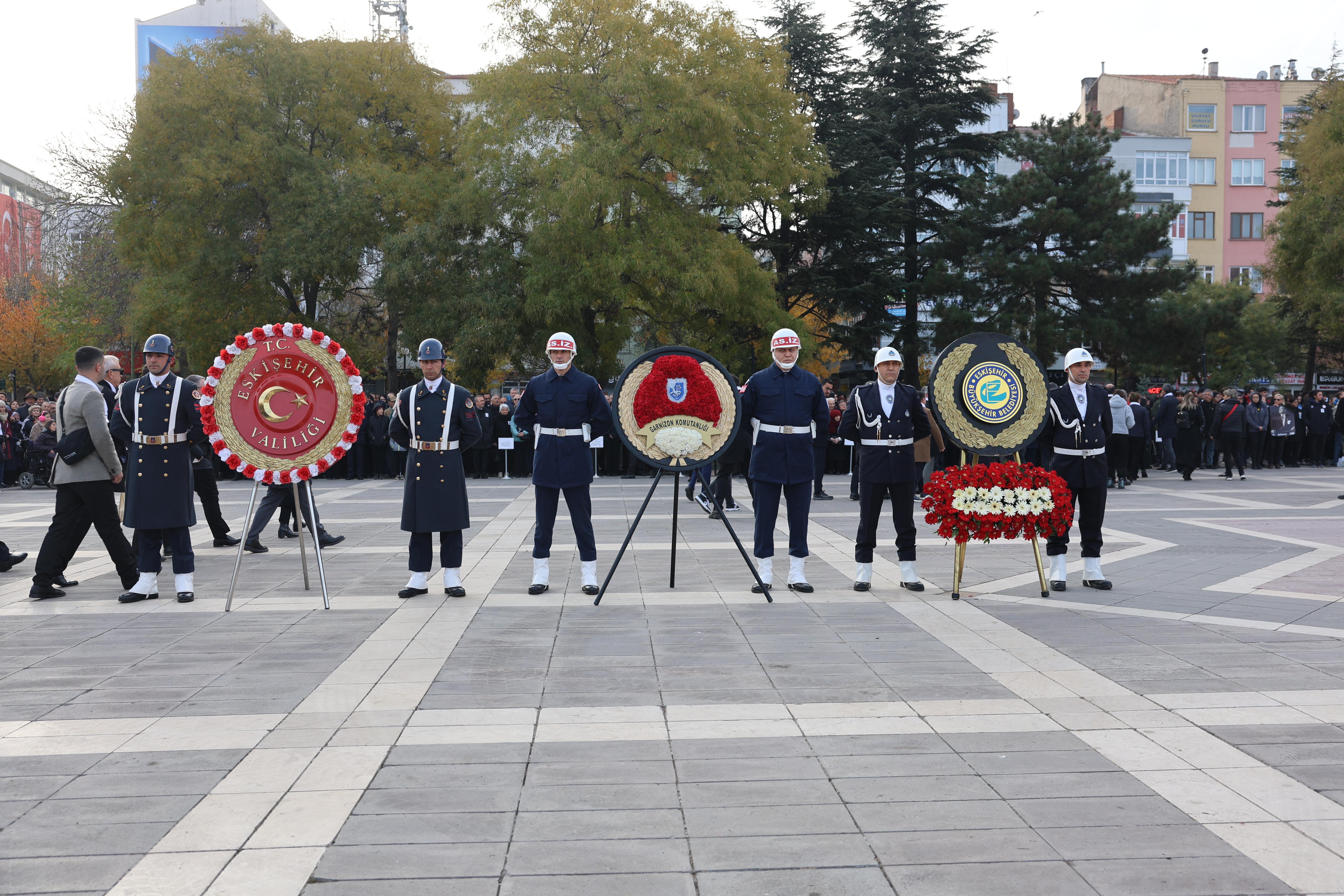 Eskişehir’de 10 Kasım Atatürk’ü anma töreni