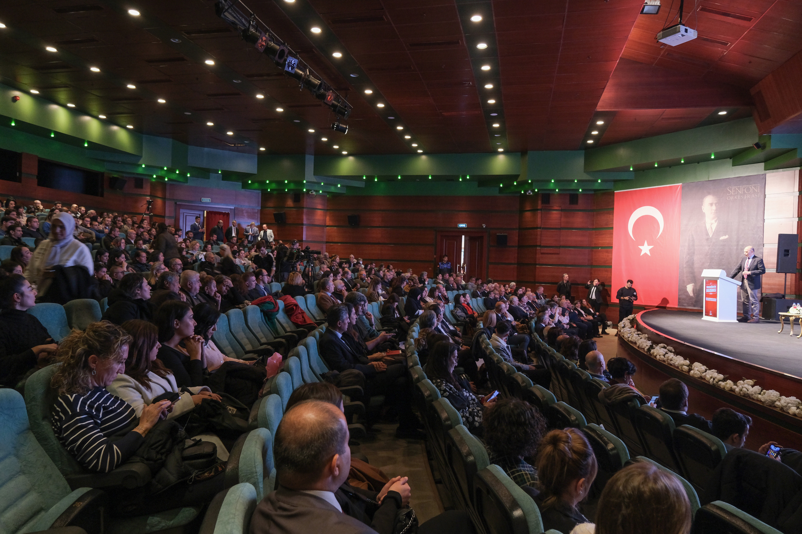 Eskişehir’de “Bilim ve Demokrasi Işığında Yükseköğretimi Yeniden Düşünmek” zirvesi yapıldı