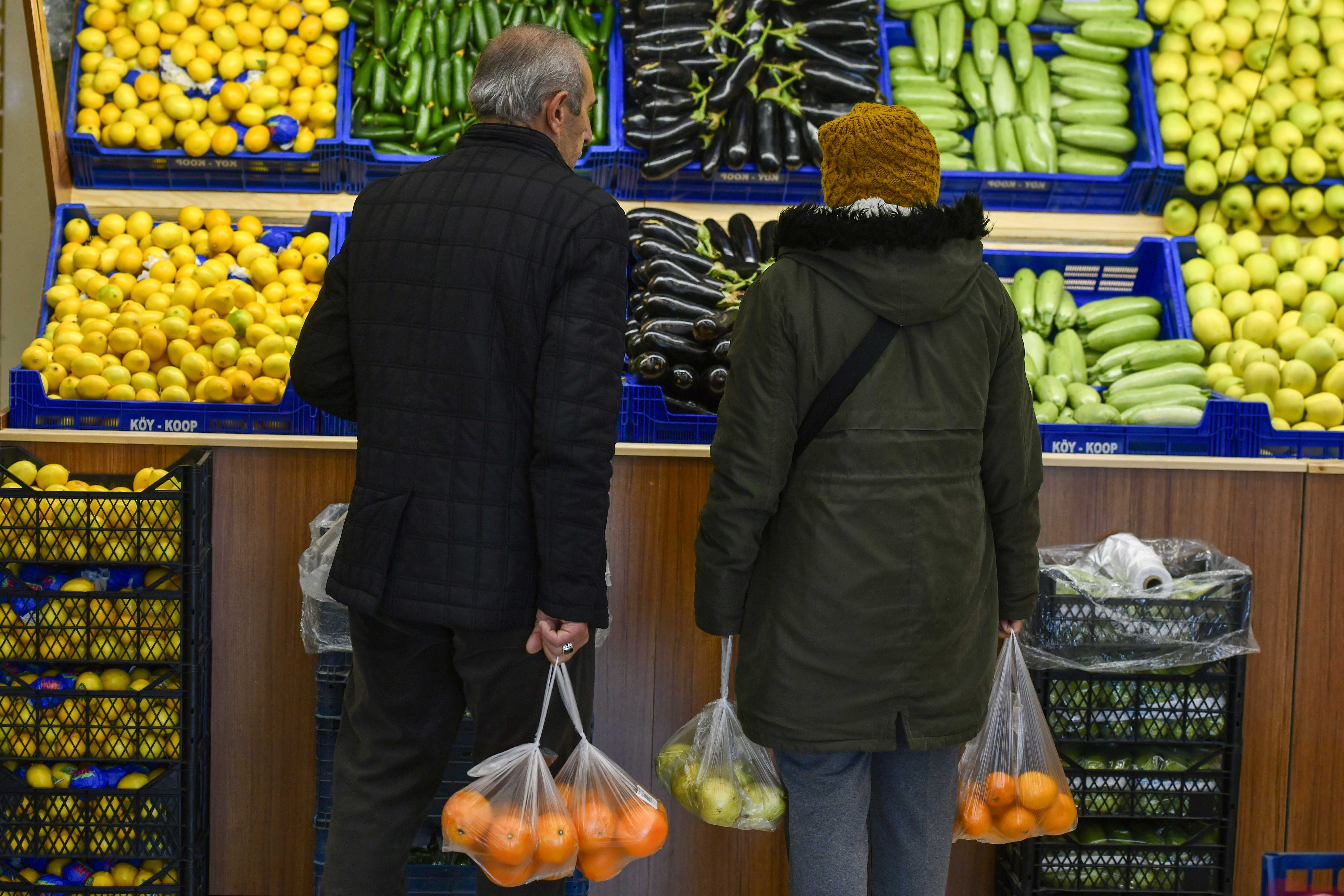 Başkent Market’ten “tarladan sofraya” manav reyonu