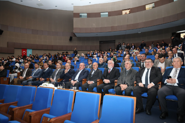 TBMM 29. Başkanı Prof. Dr. Mustafa Şentop, Düzce Üniversitesi’ne konuk oldu