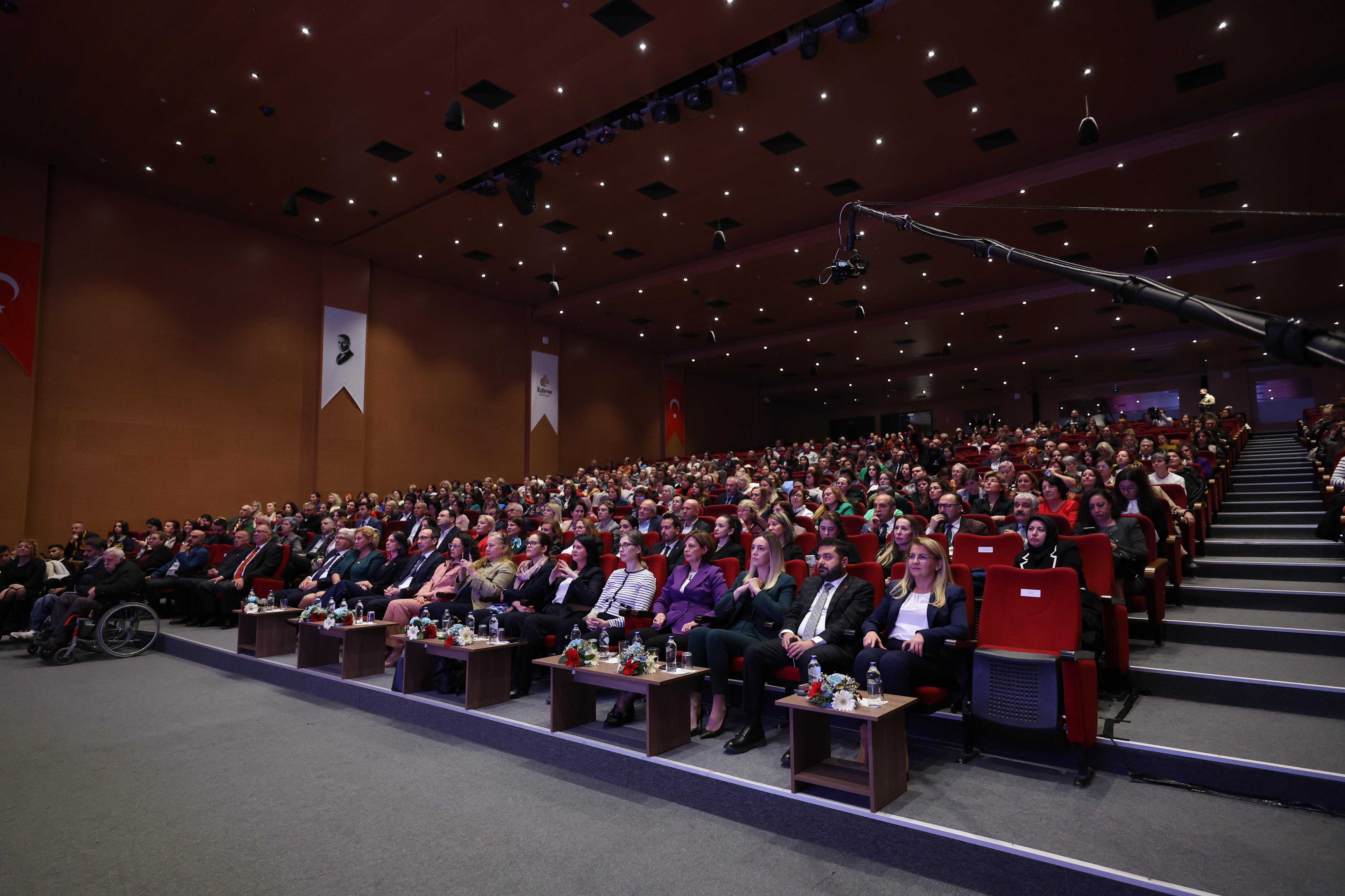 Başkan Ovalıoğlu: Eşit hizmet hassasiyetiyle çalışıyoruz