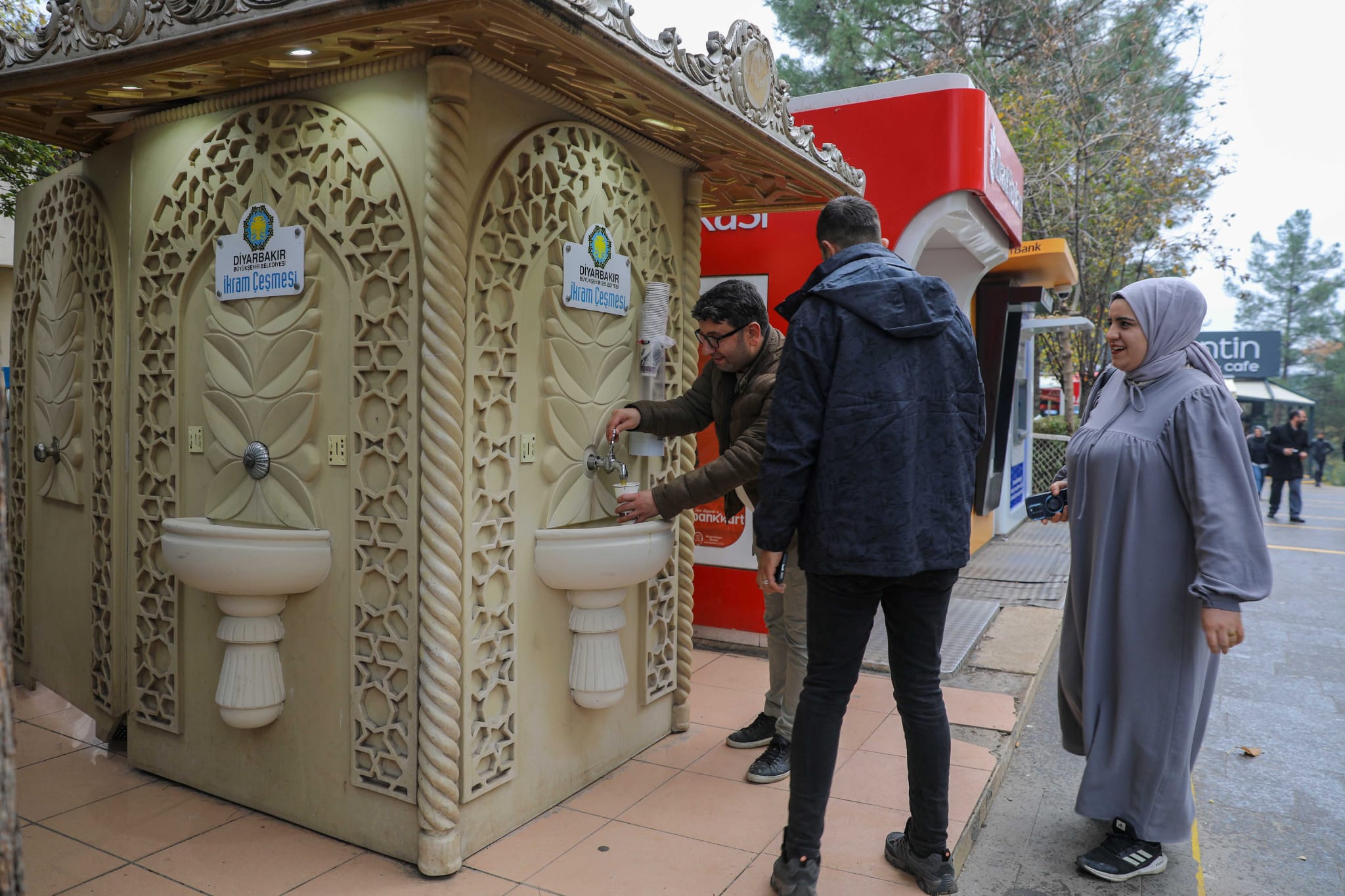 Diyarbakır İkram Çeşmesi ile her gün 2 bin kişiye ücretsiz çorba dağıtımı yapılıyor