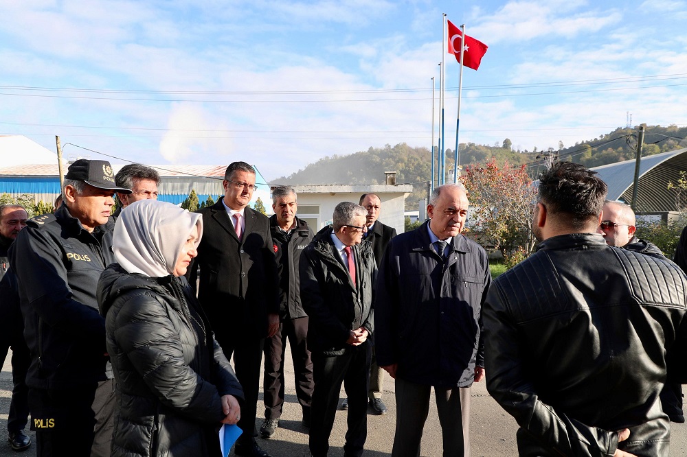 Vali Erol, ÇED başvurularını yerinde değerlendirmeye devam ediyor