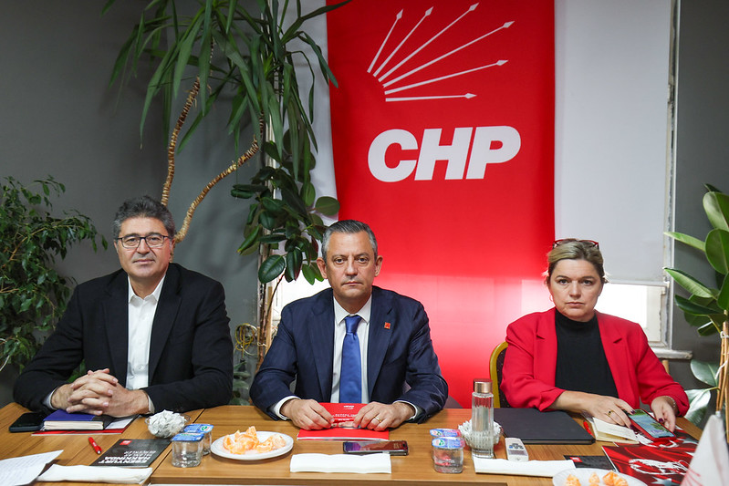 CHP Genel Başkanı Özel, Merkez Yönetim Kurulu toplantısına başkanlık etti