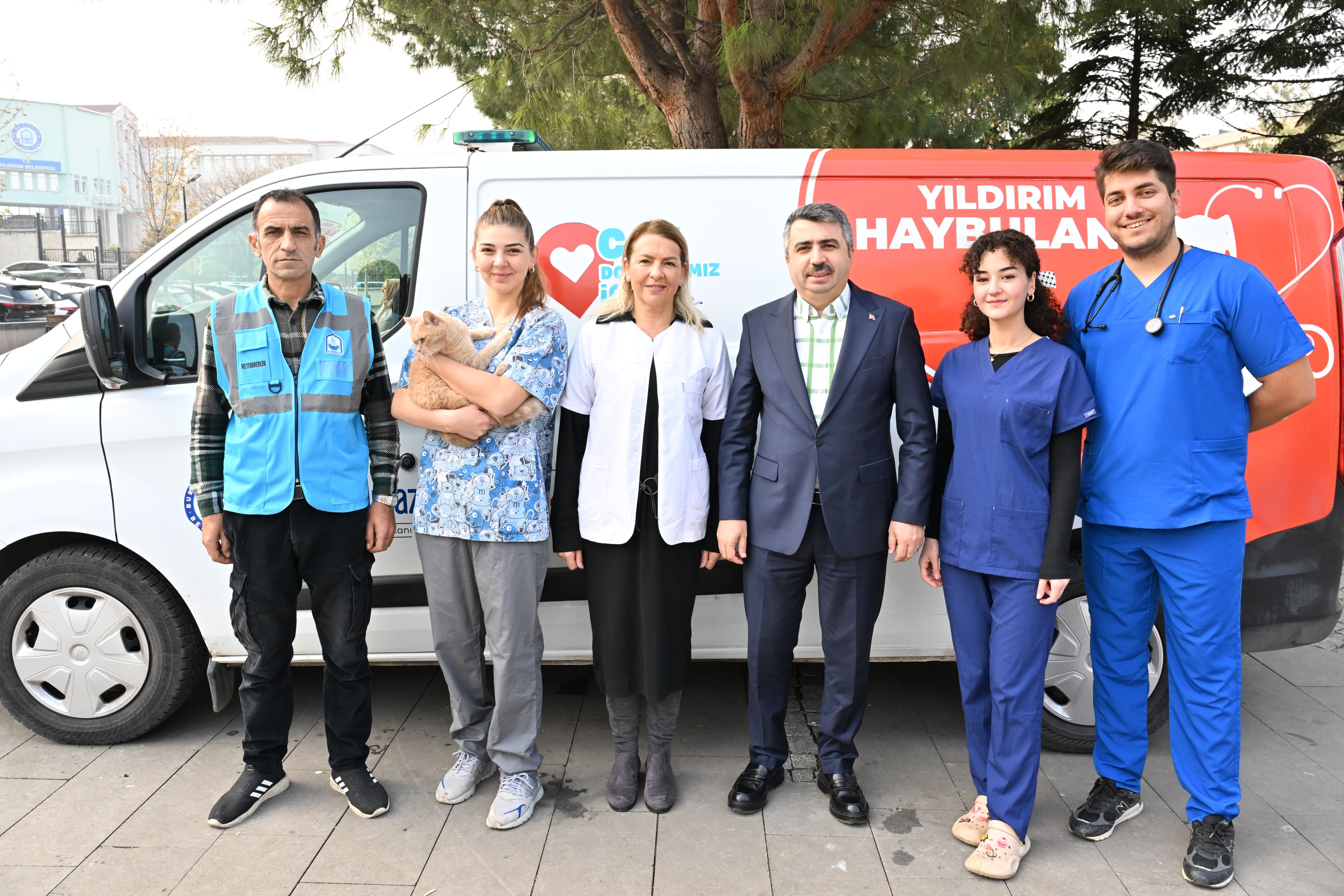 Yıldırım’da sokak hayvanları için “Haybulans” hizmete alındı