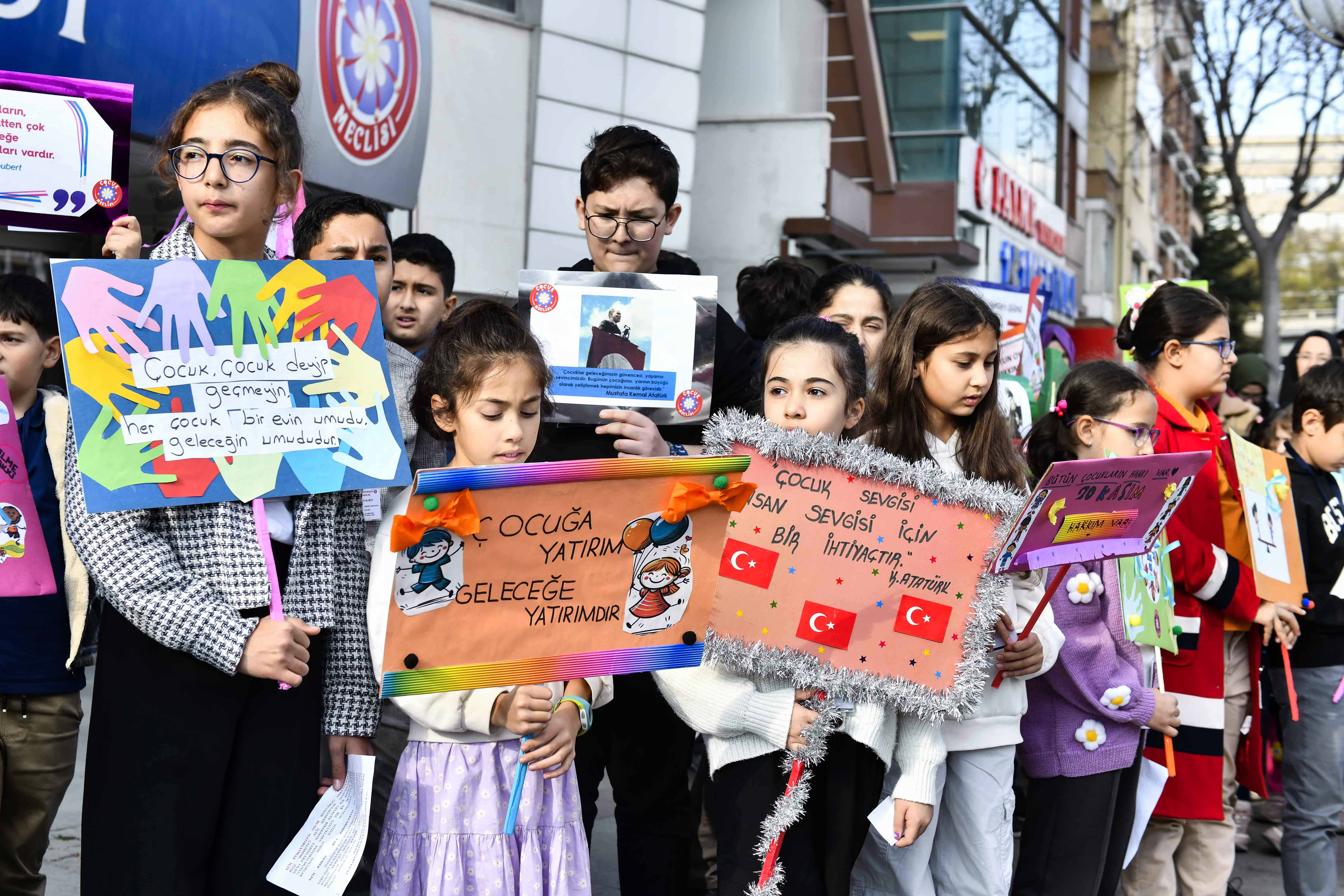 Ankara Çocuk Meclisi üyeleri, çocuk hakları ihlallerine dikkat çekti