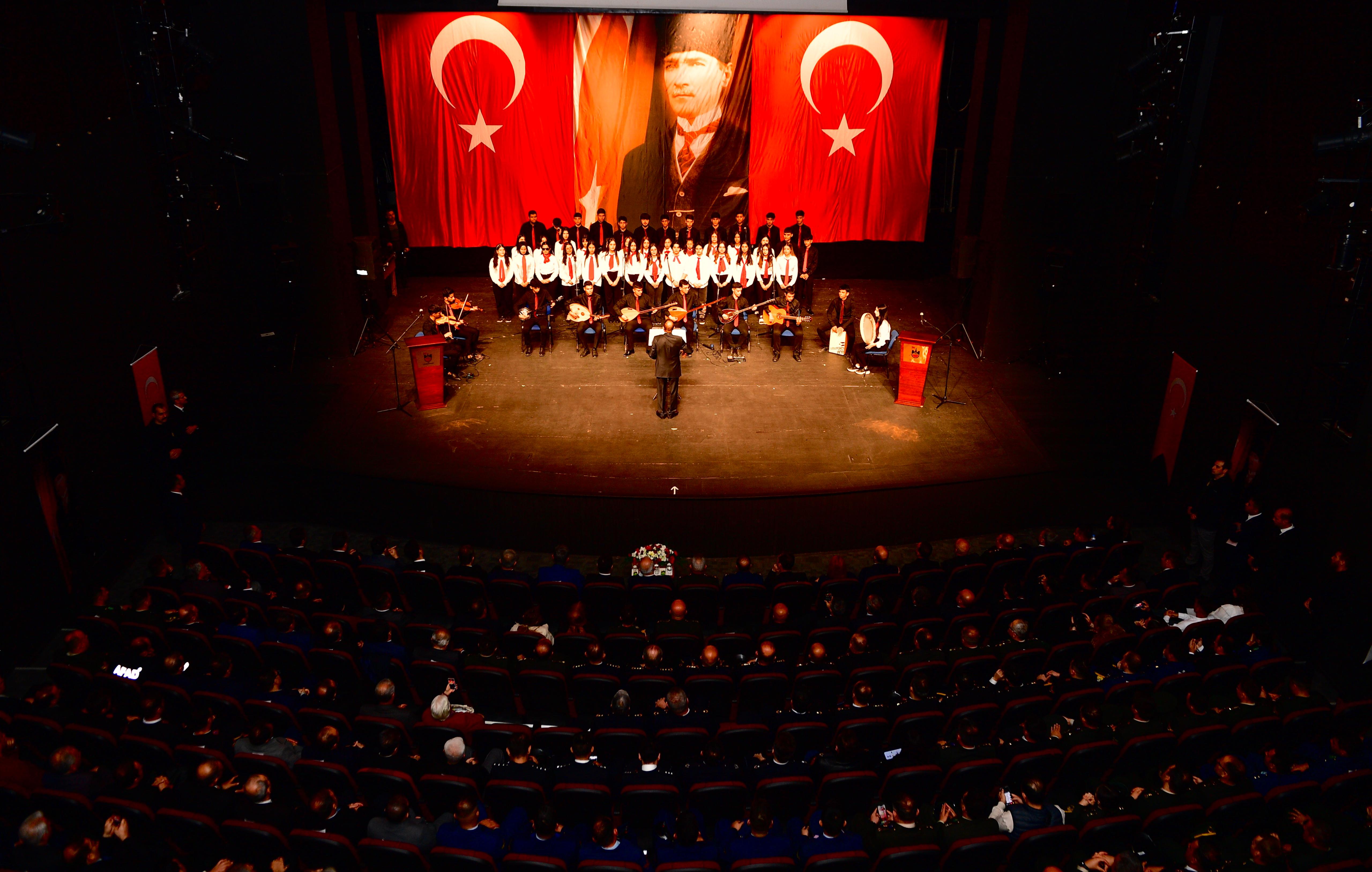 Atatürk, vefatının 86. yıl dönümünde Diyarbakır’da anıldı