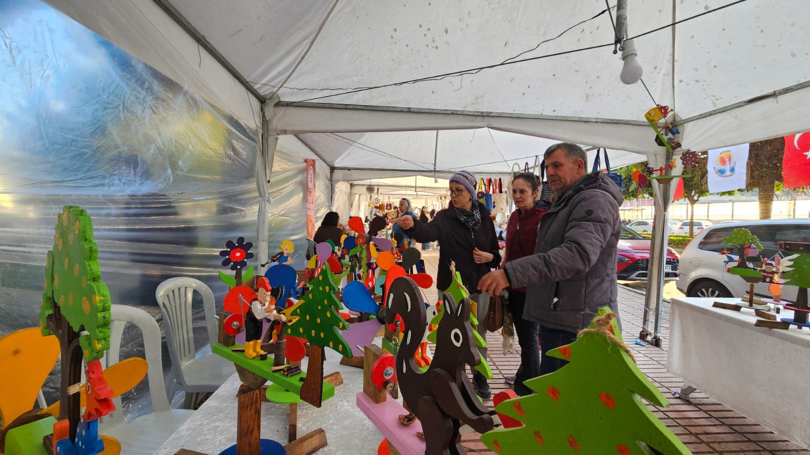 Adana Büyükşehir Belediyesi Kadın Emeği Pazarı kuruldu