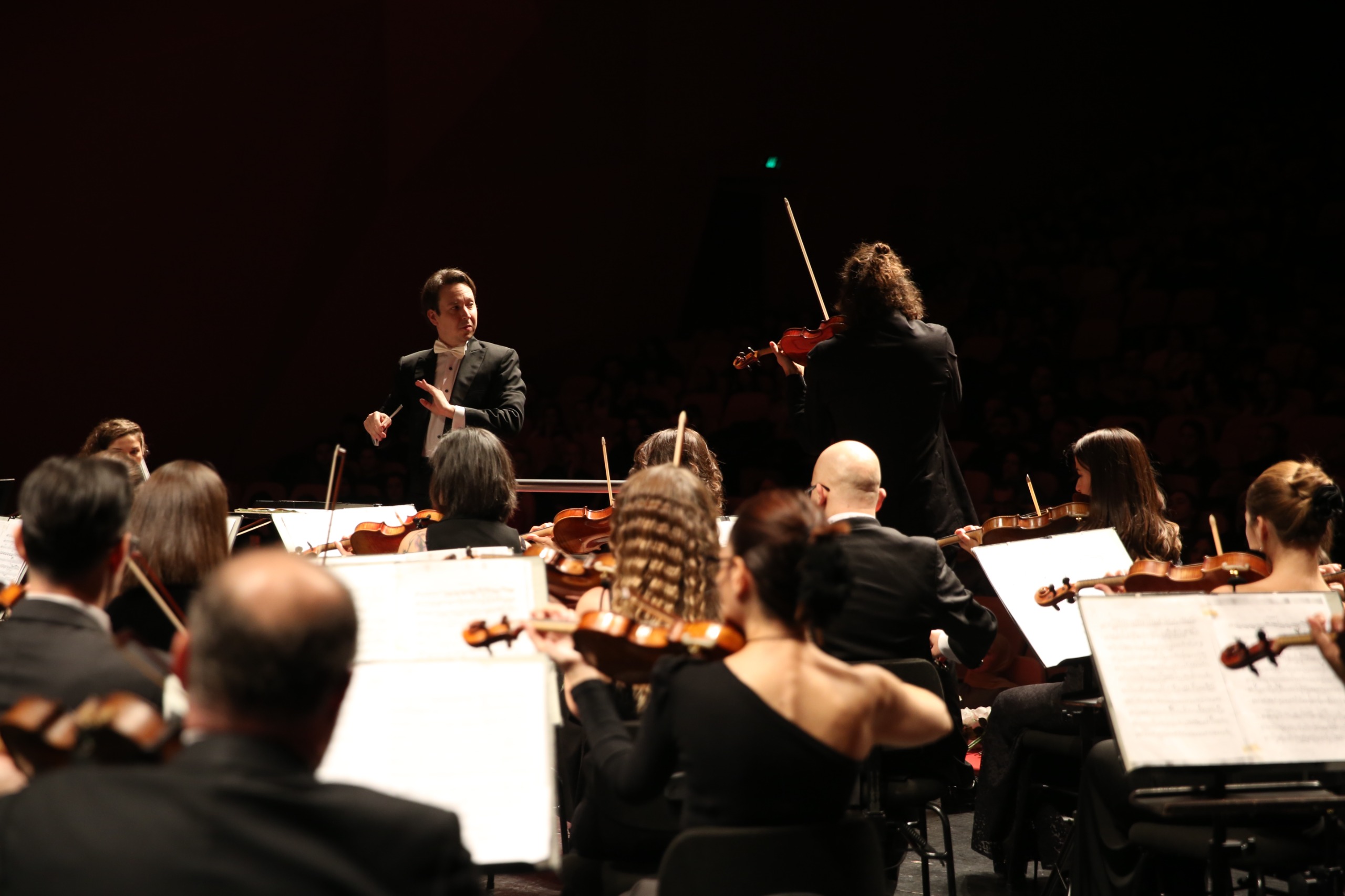 Eskişehir Büyükşehir Belediyesi Senfoni Orkestrası konser verdi