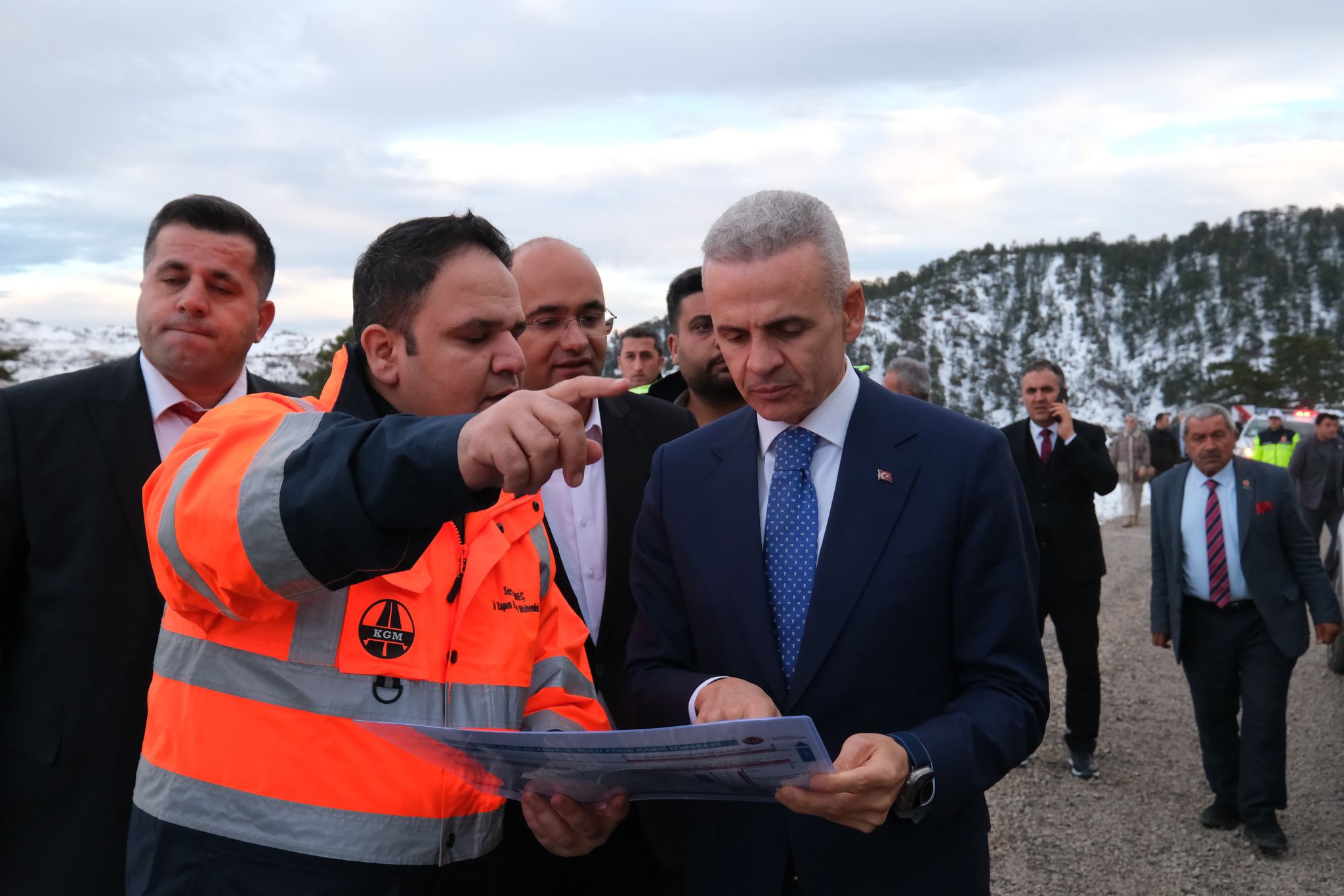 Vali Çiçekli’den Sarıveliler-Alanya İl Yolu Kontrol Şefliği’ne ziyaret