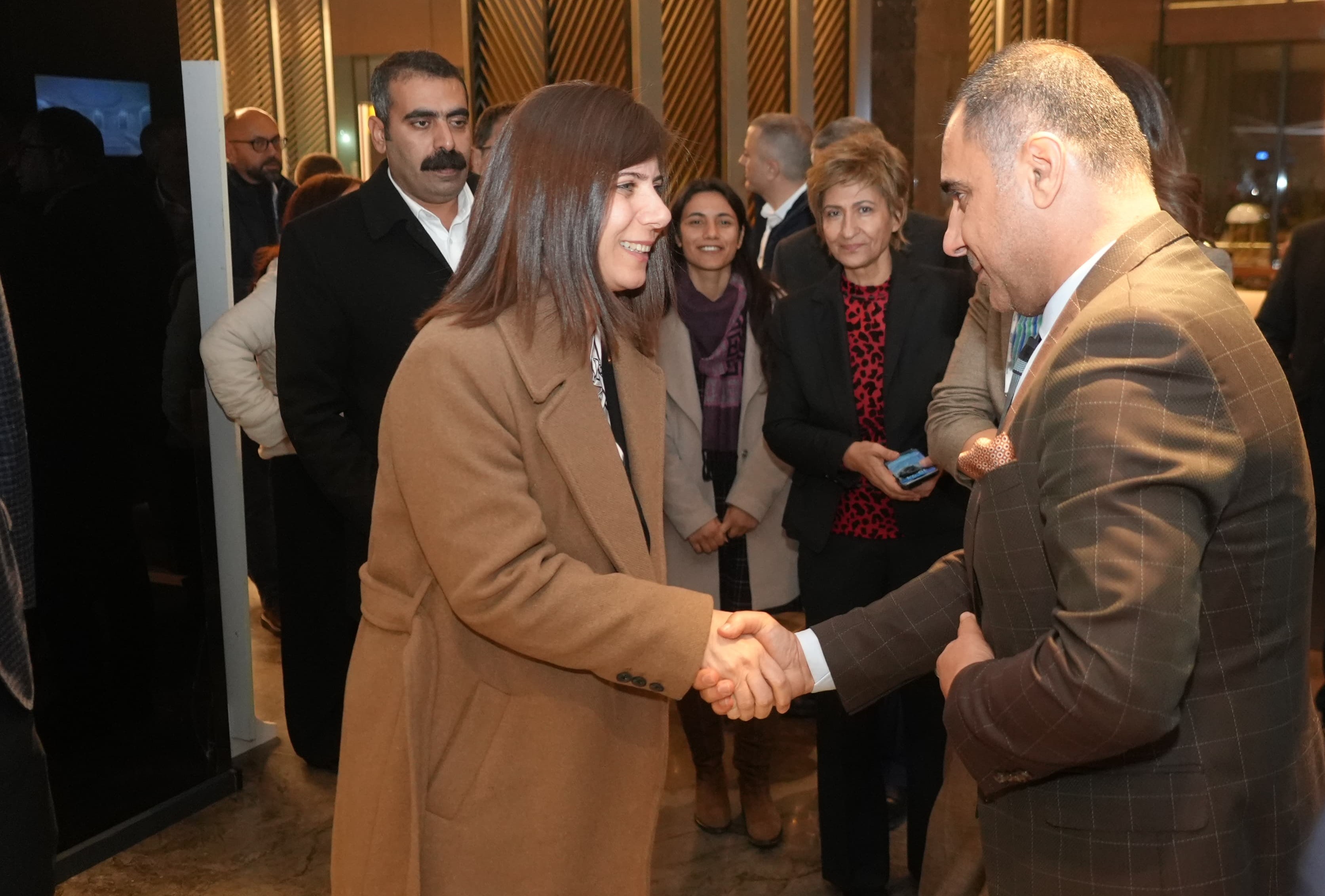 DBB Eşbaşkanları, “Küresel Riskler Yerel Çözümler” 20. Yıl Zirvesi’nin galasına katıldı