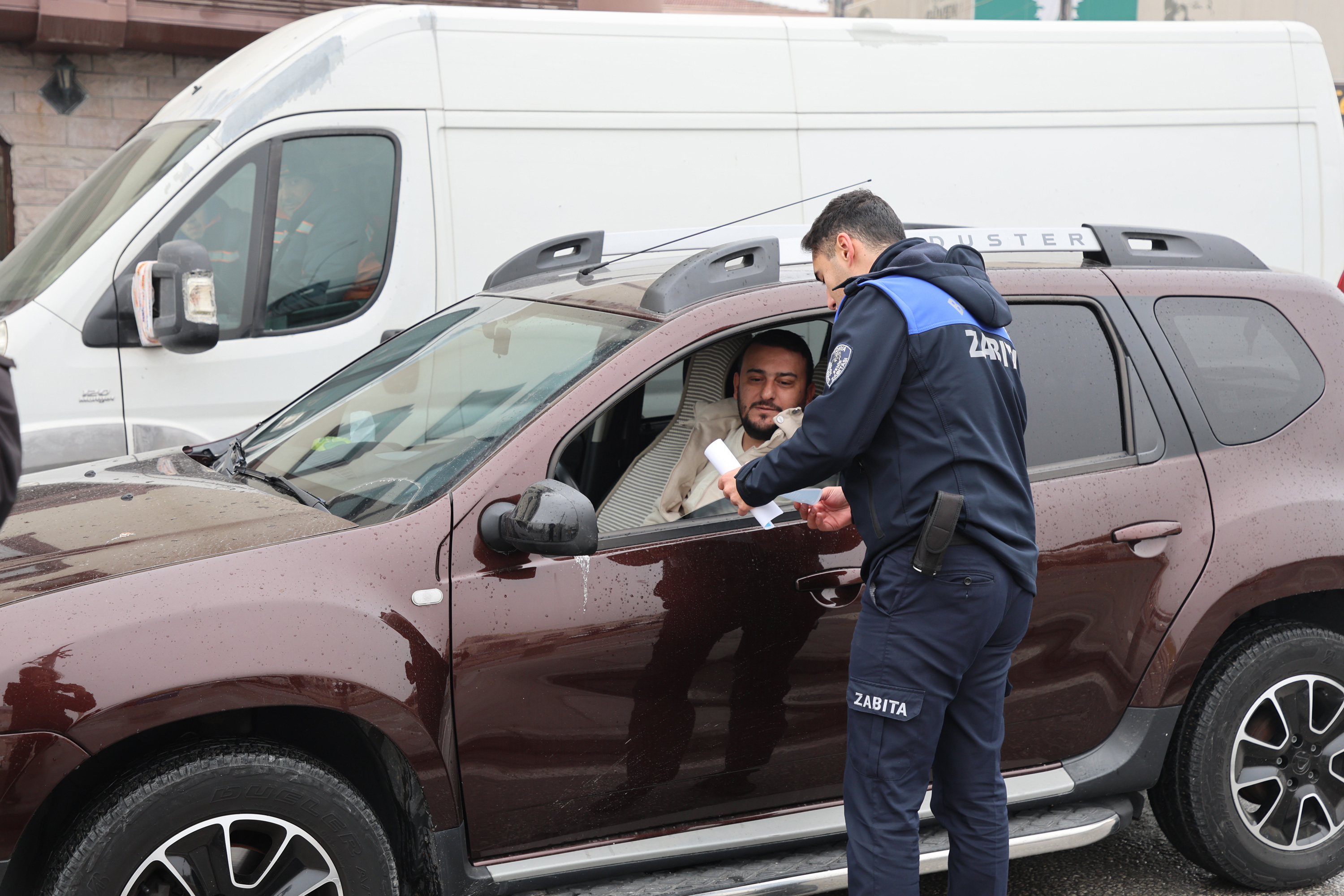 Konya Büyükşehir Zabıtası, dilencilere yönelik denetimlerini artırdı