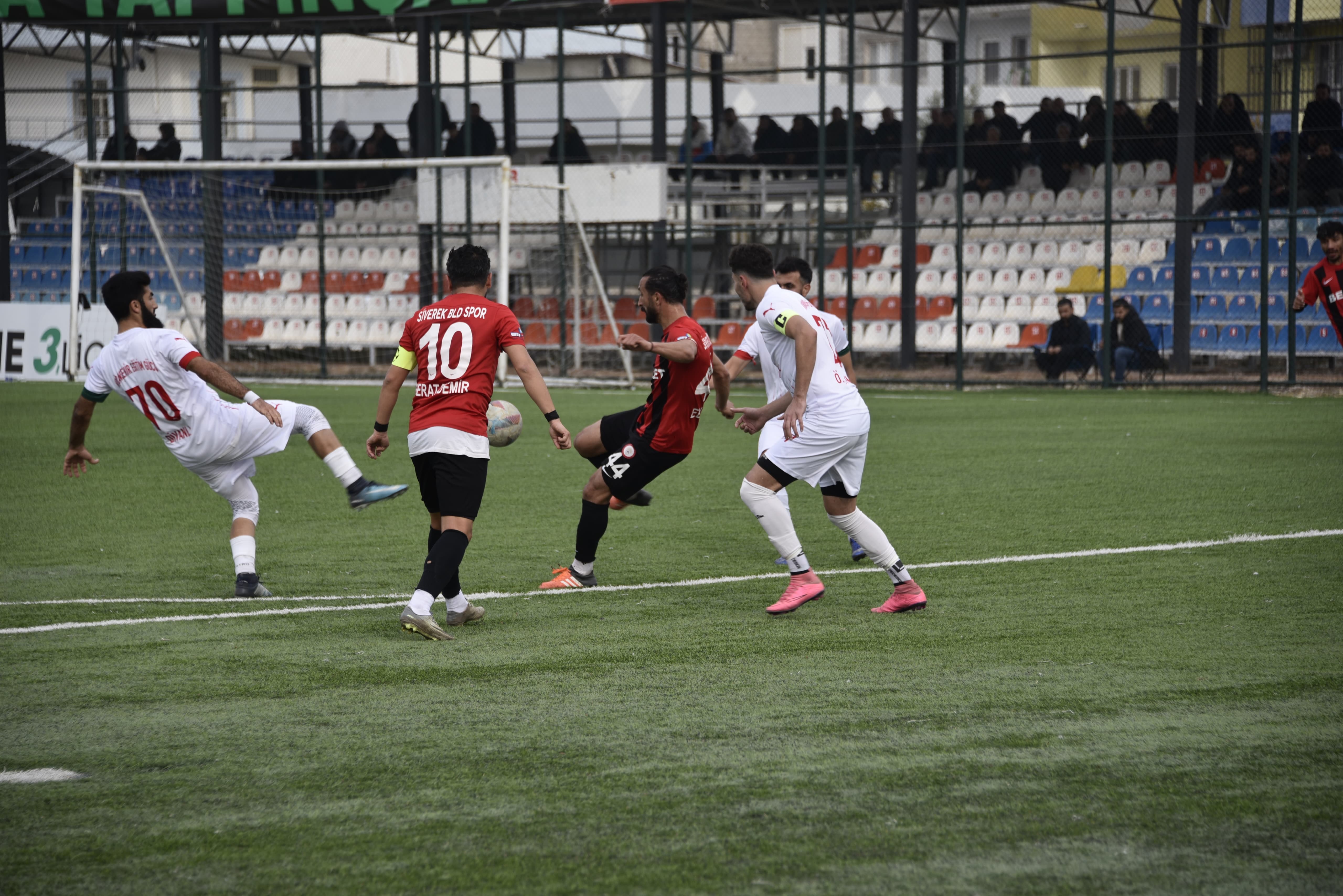 Siverek Belediyespor, Viranşehir Eğitim Gücü’nü 3-0 yendi