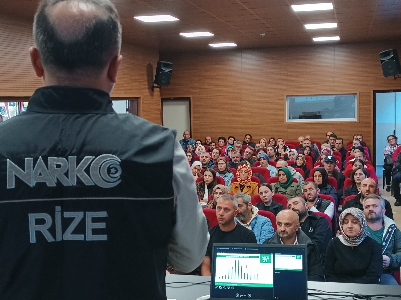 Rize Emniyet Müdürlüğü’nden önleyici faaliyet ve bilgilendirme çalışmaları