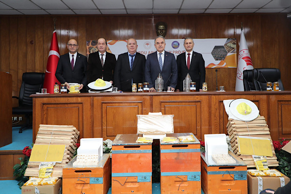 Ordu’da arıcılara malzeme desteği sağlandı