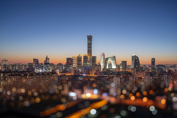 Çin Başbakanı Li’den, küresel kalkınma için dışa açılım ve işbirliği çağrısı