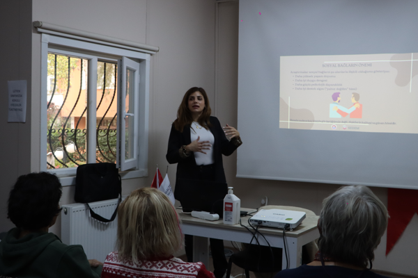 Maltepe Belediyesi’nden “Birlikte Güzel Yaş Almak” semineri