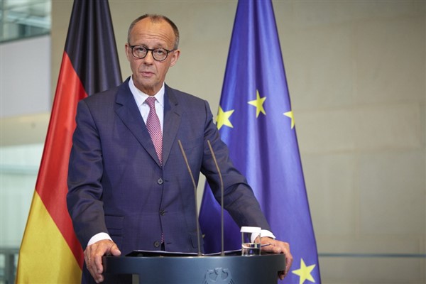 Merz: İsrail halkıyla birlikte ölenler için yas tuttuk