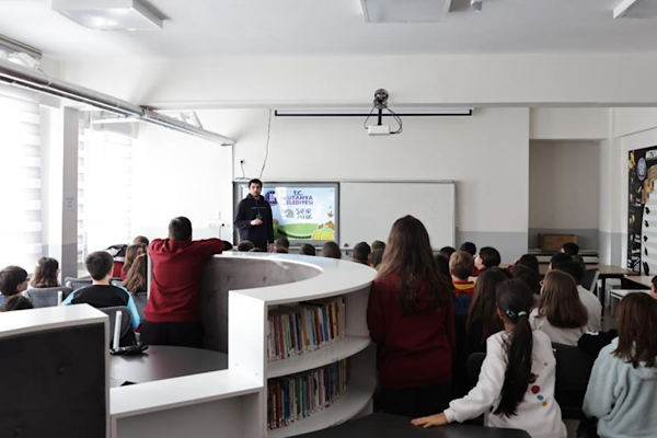 Kütahya’da öğrencilere “Sıfır Atık” eğitimi