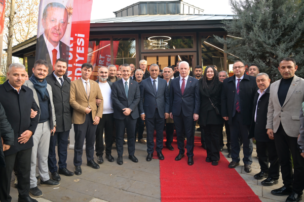 Esenyurt’ta toplu açılış töreni