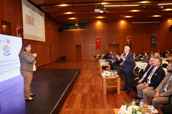 Bursa’da ‘Hava Kirliliği ve Çevresel Etkileri Paneli’ düzenlendi