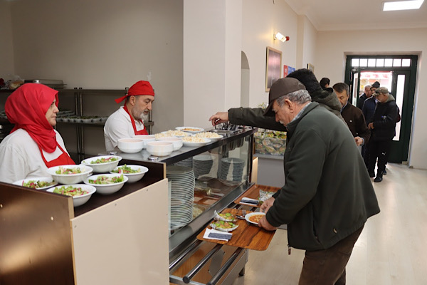 Yalova’da sosyal hizmetler çeşitli alanlarda uygulandı