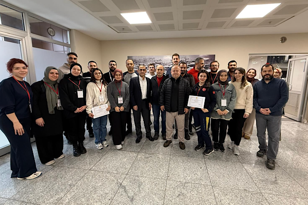 Rize’de acil sağlık çalışanlarına TİLYAD eğitimi verildi