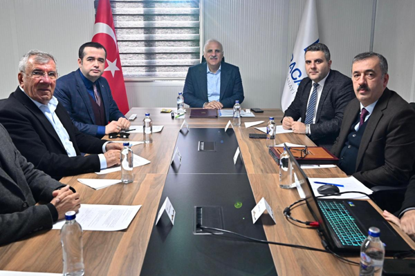 Diyarbakır Valisi Zorluoğlu, Karacadağ OSB toplantısına katıldı