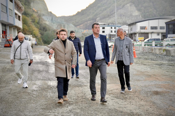 Başkan Köse, saha çalışmalarını yerinde inceliyor