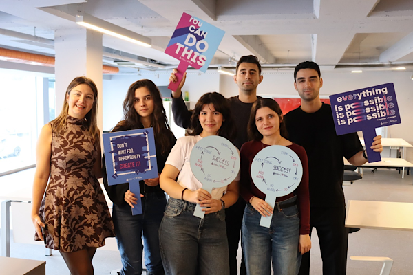 Tech Istanbul genç girişimciler için ”Girişimcilik Okulu: Genç Programı”nı tamamladı