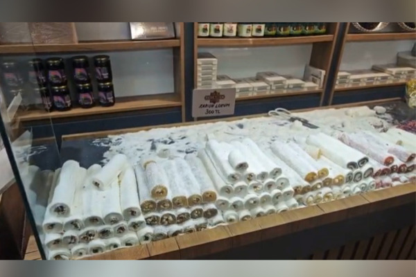 Afyonkarahisar lokumu ve yöresel ürünler ilgi görüyor