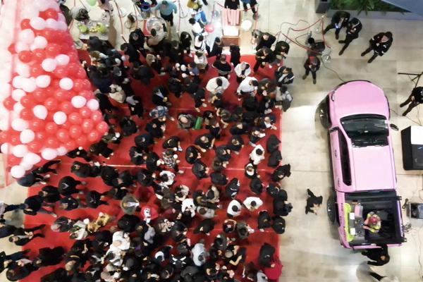 Birlikte başardık diyen Marmara Park’tan ekiplerine özel çok anlamlı bir kutlama