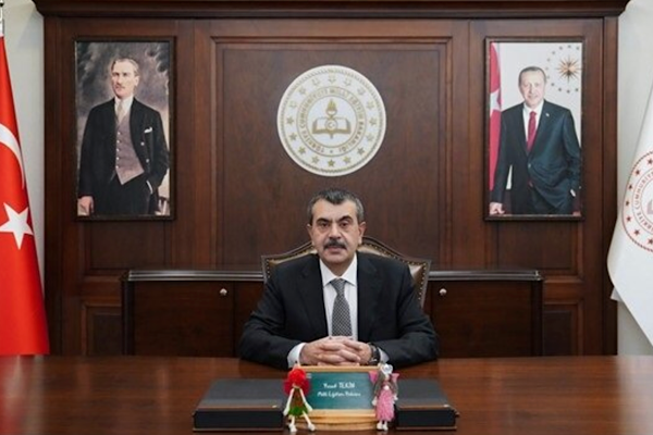 Bakan Tekin, Lisansüstü Öğrenci Buluşması’na katıldı