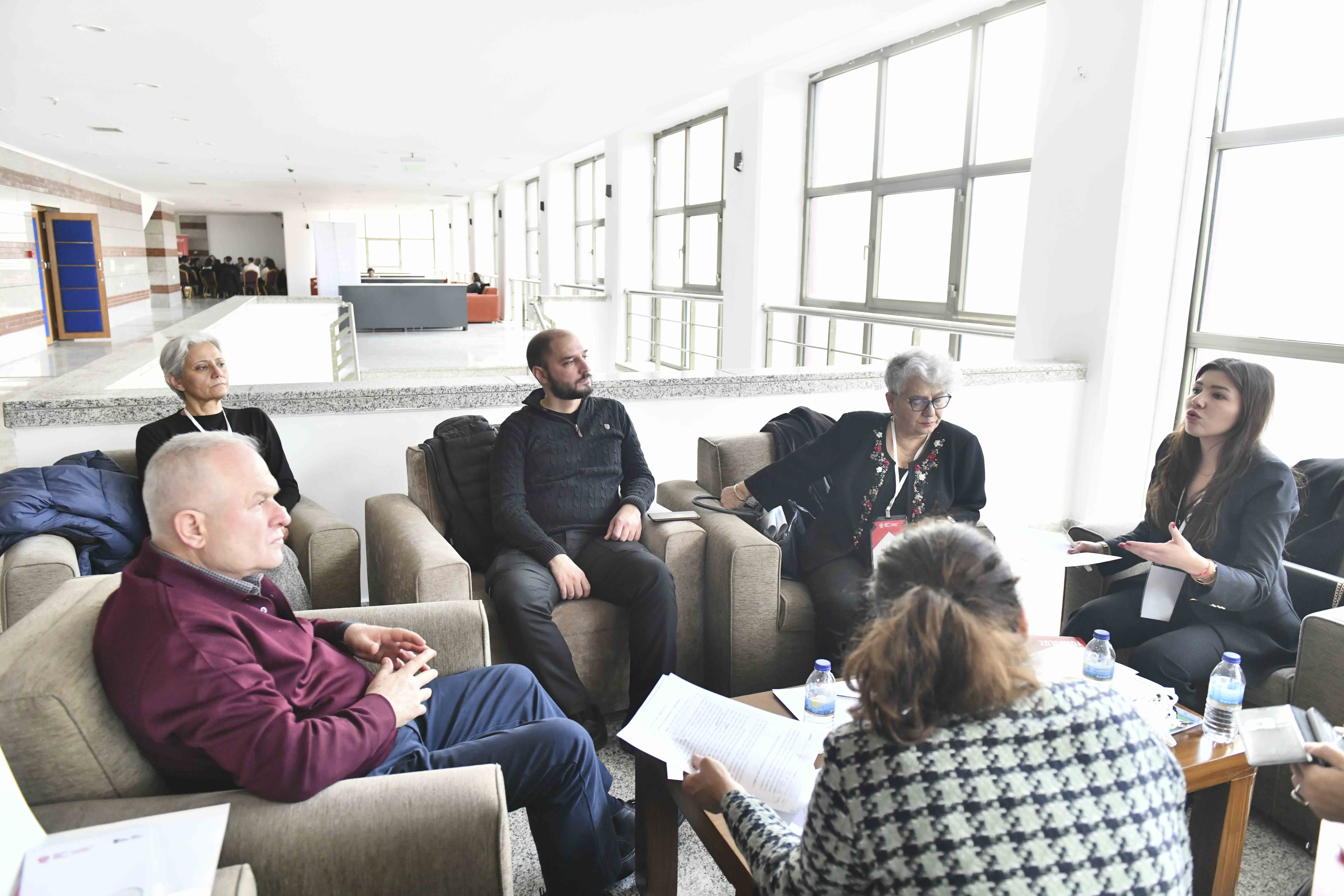 “Neden Yoksuluz: Yoksunluğa ve Yoksulluğa Hayır” çalıştayı düzenlendi