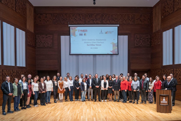 Akdeniz Dilleri Merkezi’nde sertifika töreni