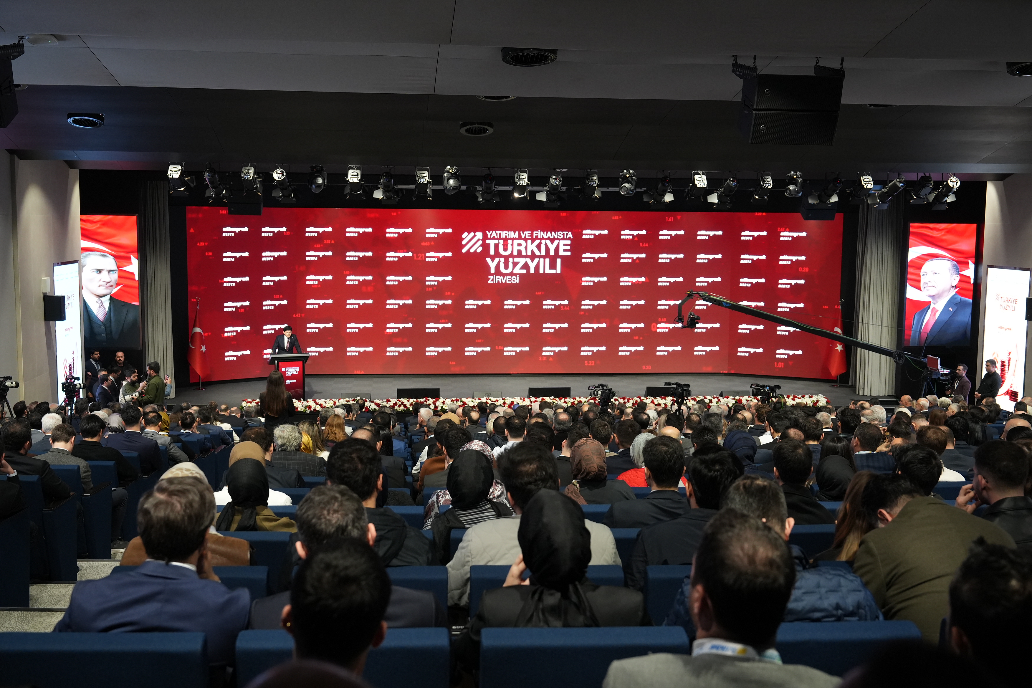 Yatırım ve Finansta Türkiye Yüzyılı Zirvesi, İstanbul Finans Merkezi’nde gerçekleşti