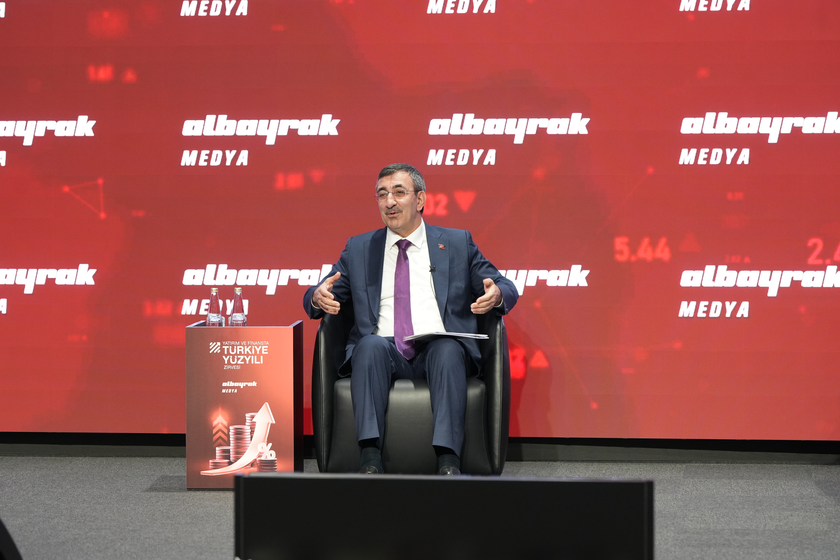 Yatırım ve Finansta Türkiye Yüzyılı Zirvesi, İstanbul Finans Merkezi’nde gerçekleşti