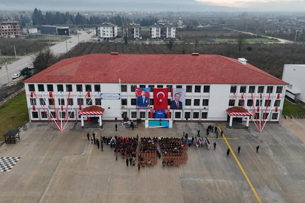 Düzce’nin tarihi okulu yeni binasına kavuştu