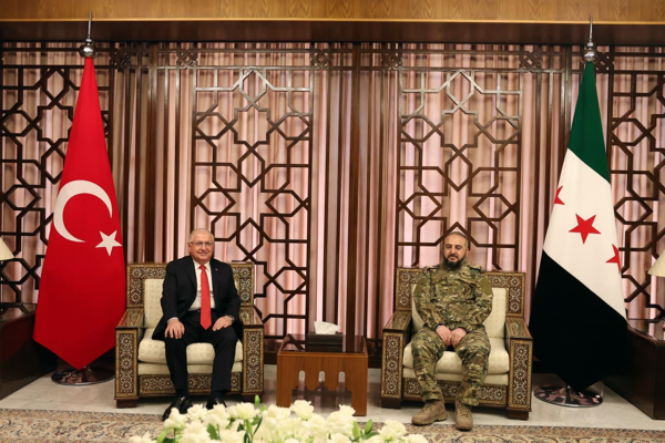 Bakan Güler, Suriye Savunma Bakanı Ebu Kasra ile görüştü