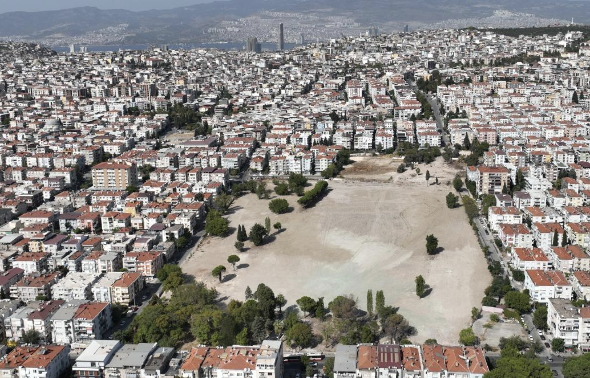 Başkan Tugay: Buca cezaevi alanının tamamı yeşil alan olamayacak