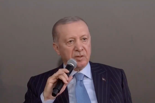 Erdoğan: 21. yüzyılı Türkiye’nin asrına çevirecek olan sizlersiniz