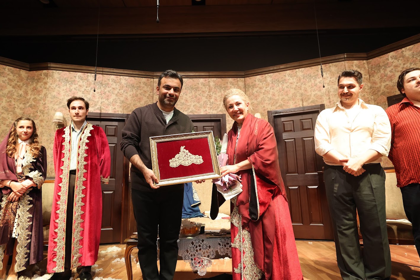 “Fatih’te Bir Konak” oyununun prömiyeri yapıldı