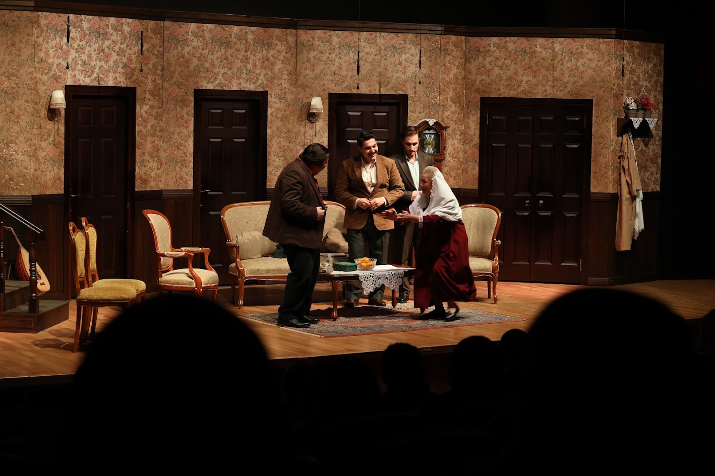 “Fatih’te Bir Konak” oyununun prömiyeri yapıldı