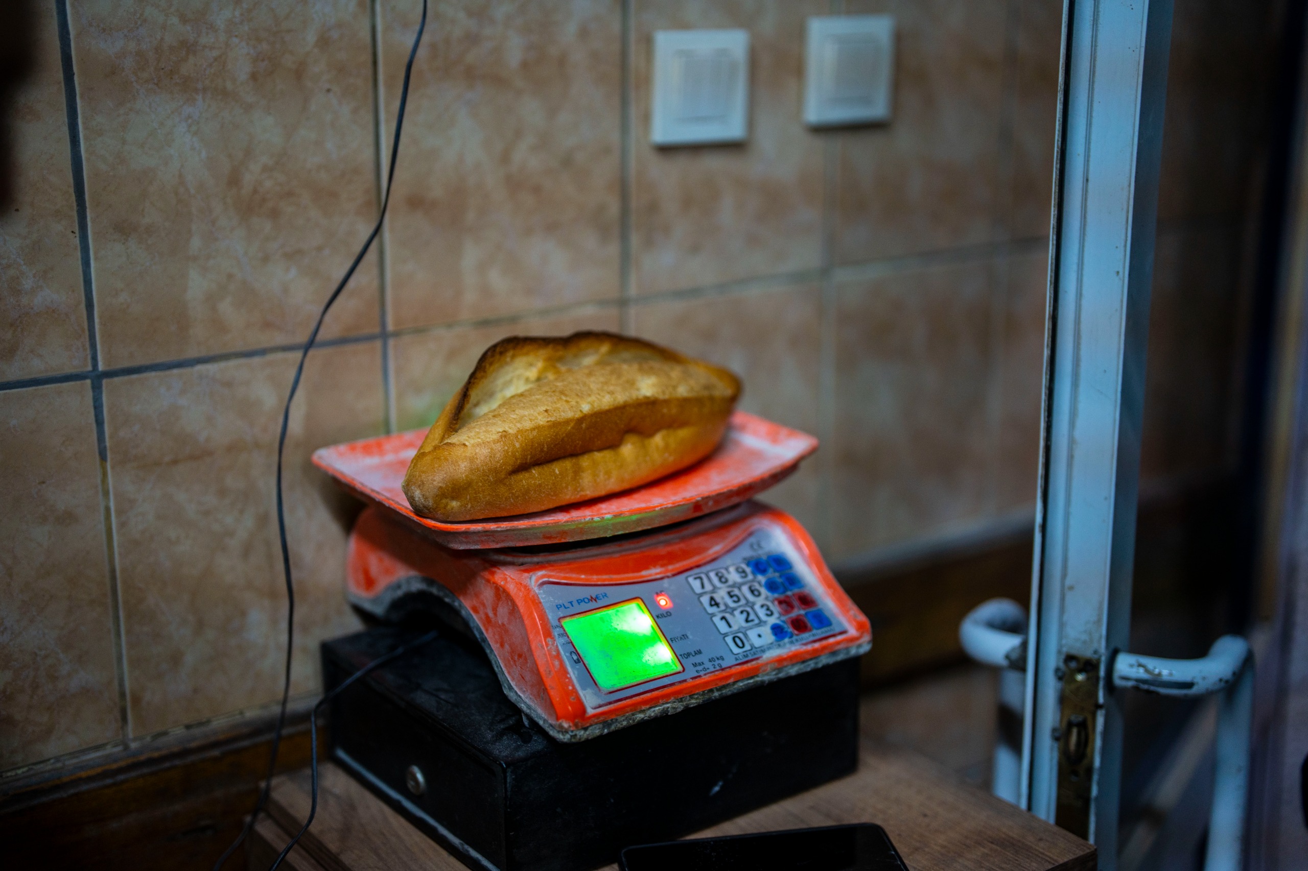 Milas’ta zabıta ekiplerinin denetimleri sürüyor