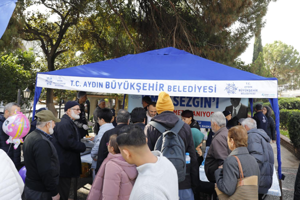 Siyasetçi İsmet Sezgin, Aydın’da anıldı