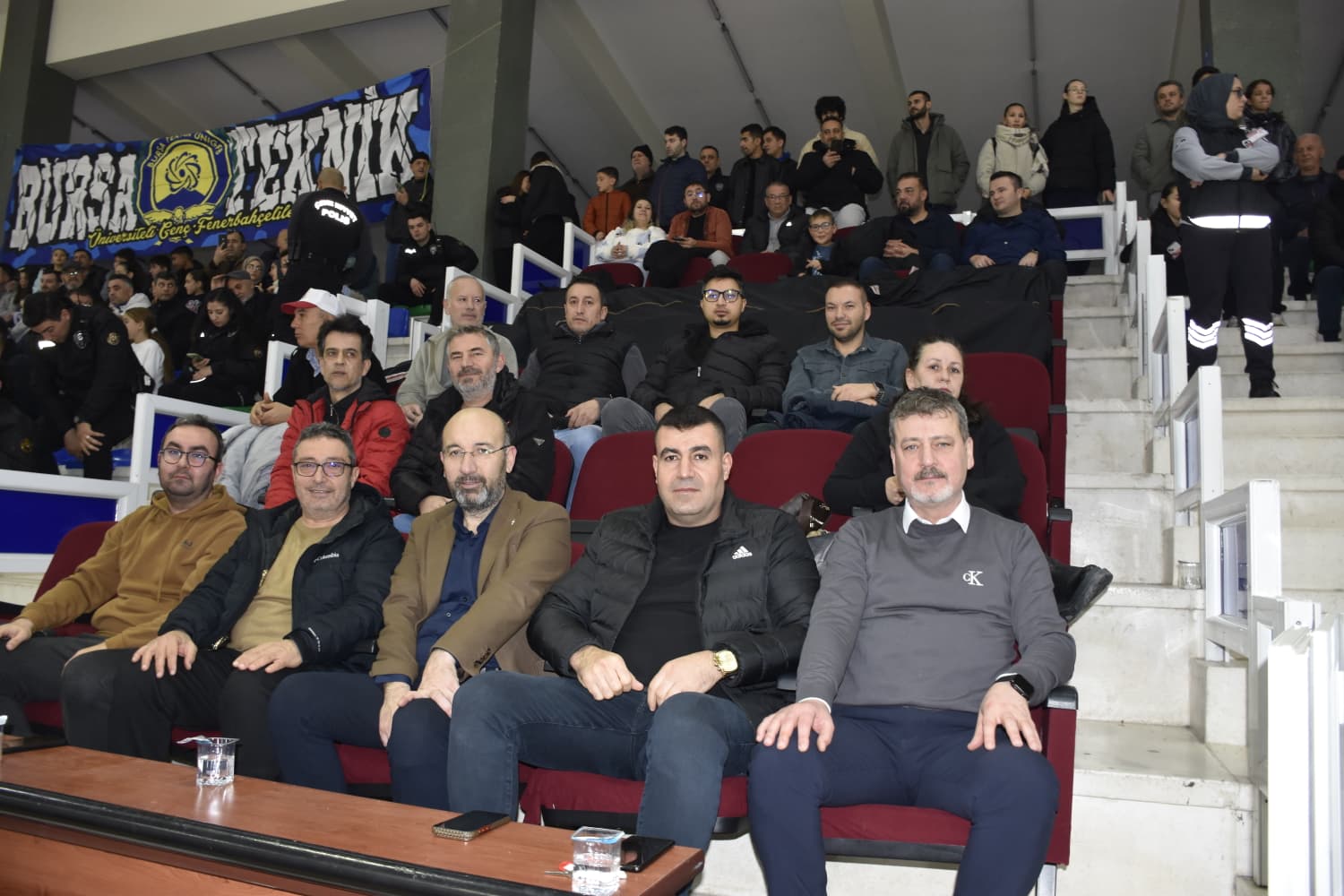 Karacabey Belediyespor, Fenerbahçe Medicana’yı mağlup etti