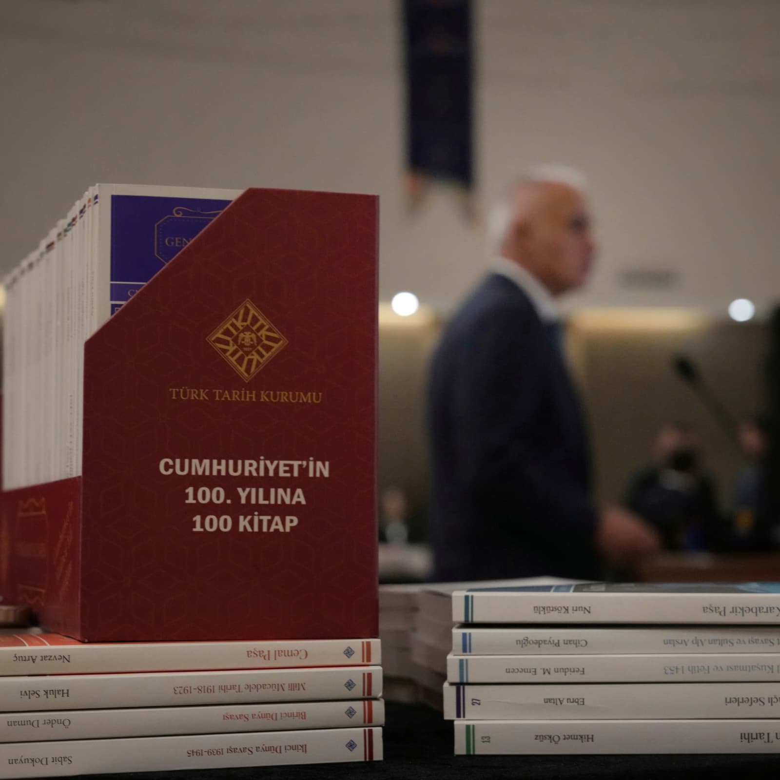 Kültür ve Turizm Bakanlığı’ndan 100 kitaplık kültür hamlesi